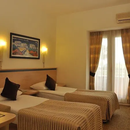 Aqi Pegasos Club 4*